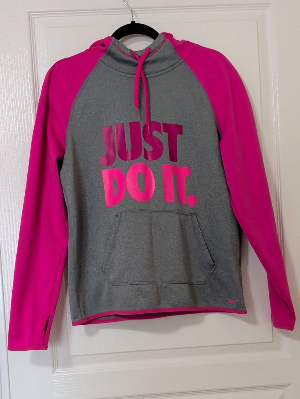 Nike Women’s Gray & Bright Pink Crewneck Pullover